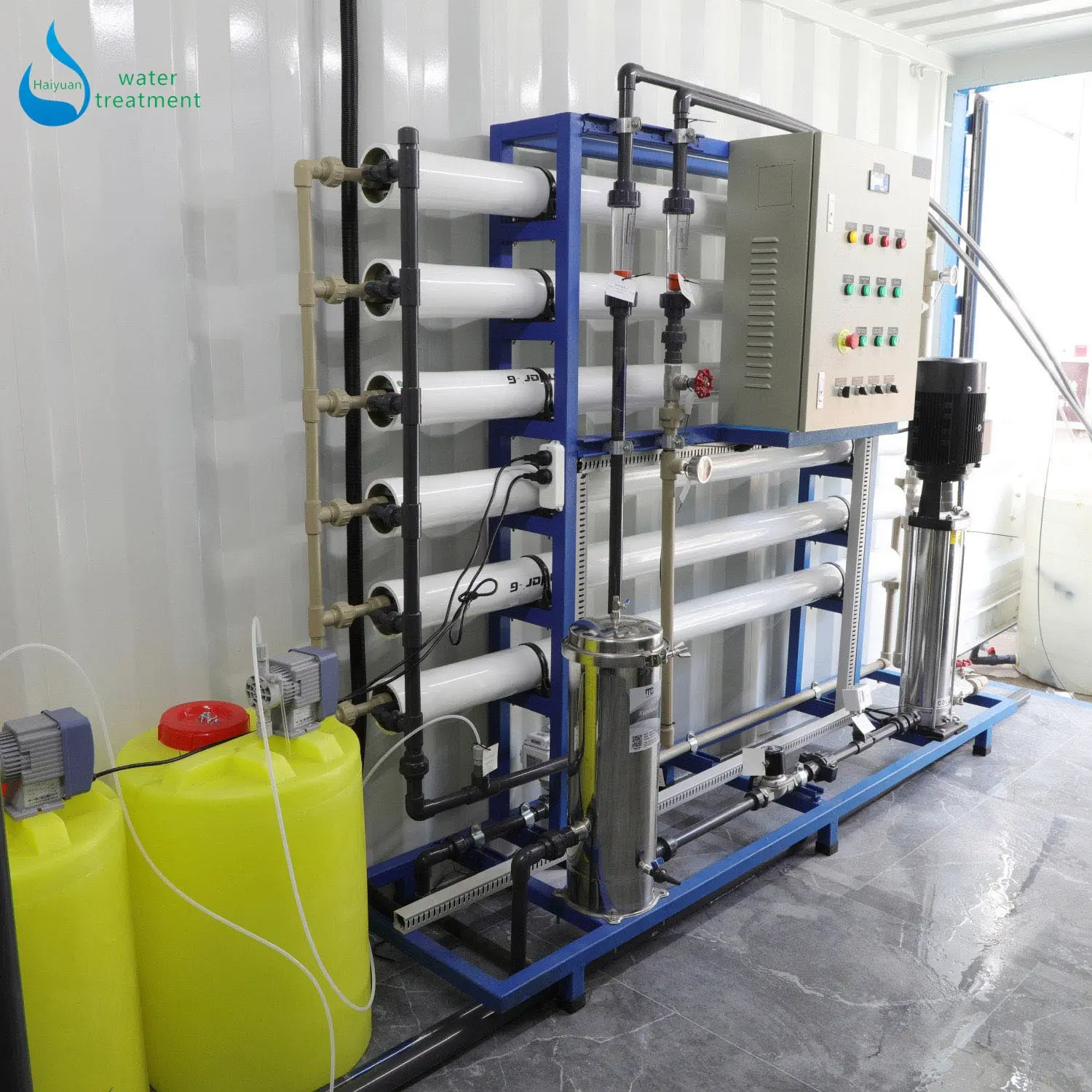 Máquina RO containerizada.webp Máquina RO containerizada.webp